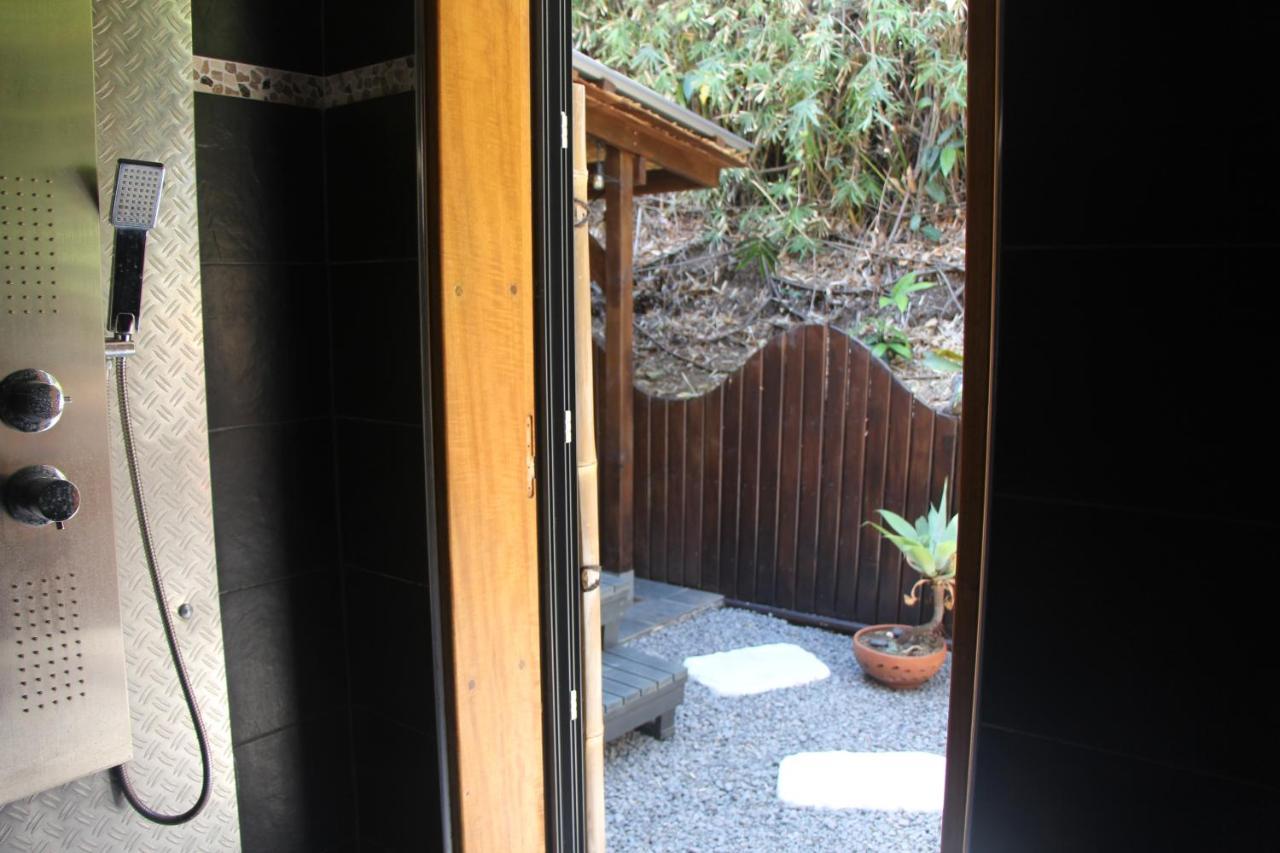La Liane De Jade 974-Lodge Le Palissandre - Jacuzzi Privatif - Piscine Chauffee Le Bois de Nefles  外观 照片