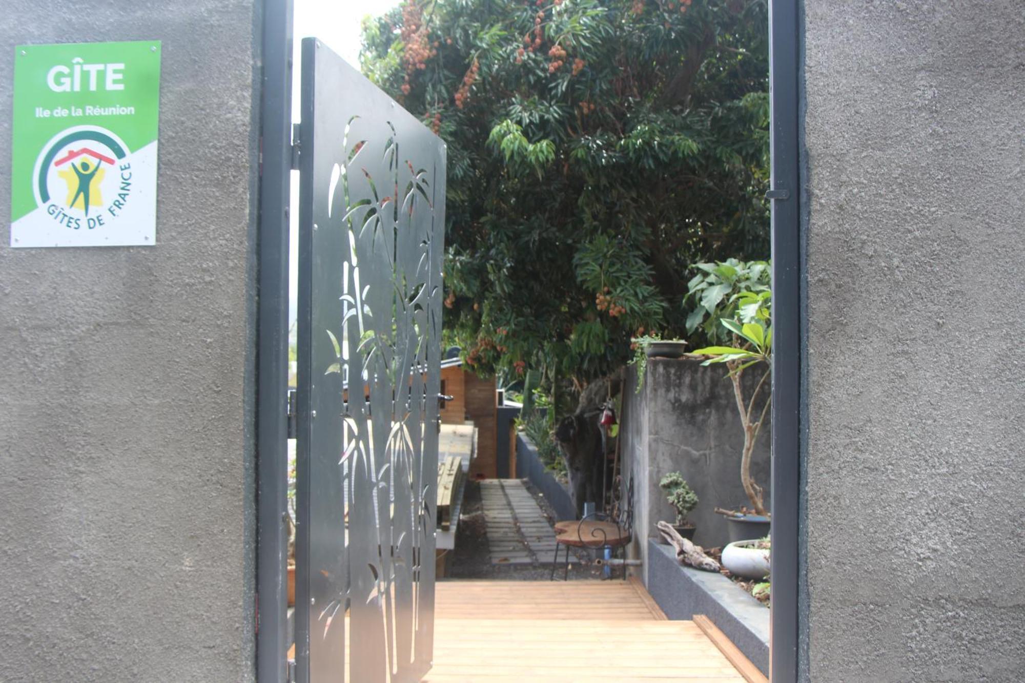 La Liane De Jade 974-Lodge Le Palissandre - Jacuzzi Privatif - Piscine Chauffee Le Bois de Nefles  外观 照片